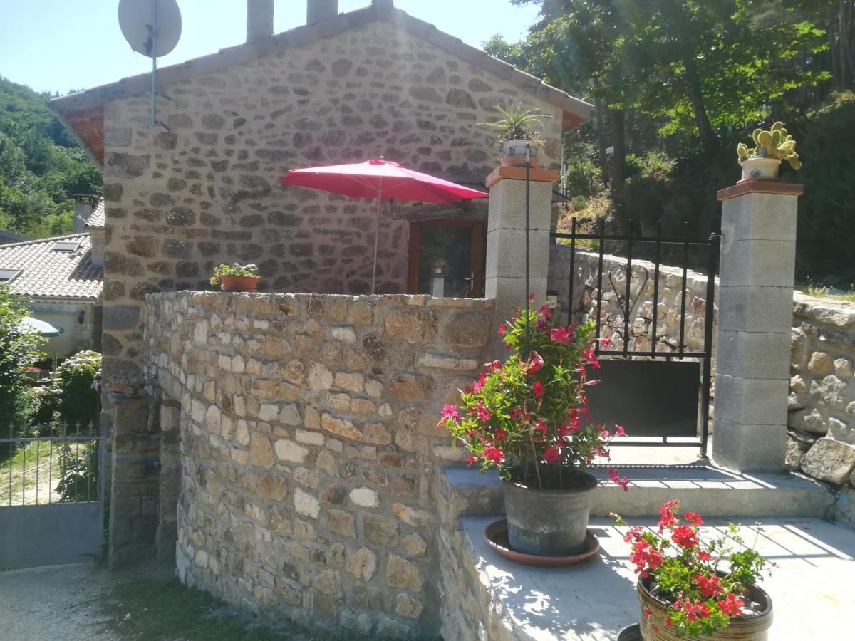 Loft La Rose Desiree Gite 3 Etoiles Chalencon Exterior photo